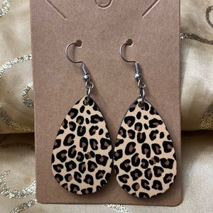 Leopard print earrings